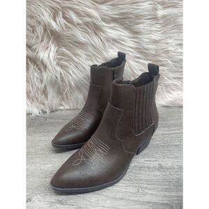 Sun + Stone Women's Grangerr Booties - Choco 6M